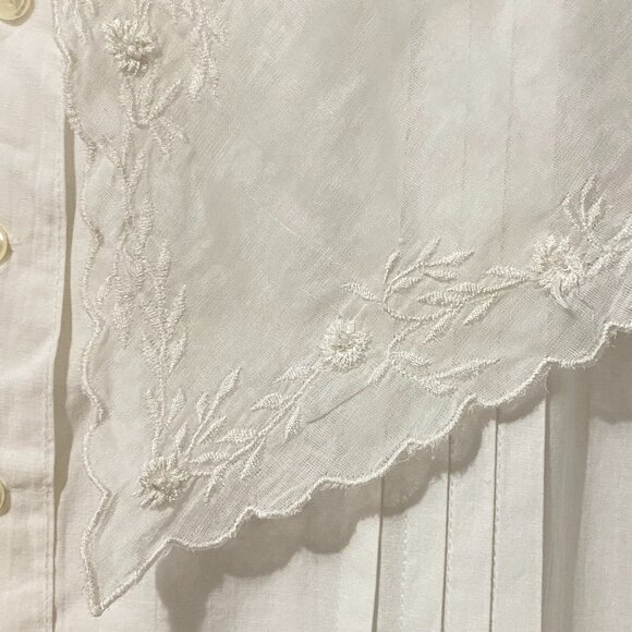 Vintage White Button Up Blouse Large Lace Collar Pleats Cottagecore Victorian - Picture 4 of 11